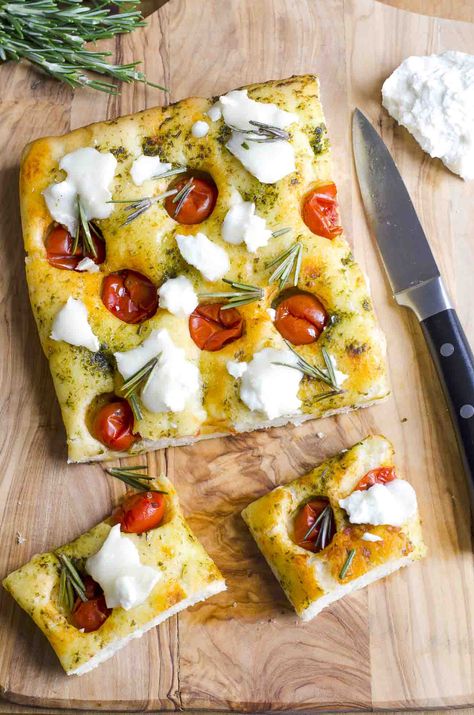 Make a fresh homemade Focaccia Bread with Cherry Tomatoes, Basil Pesto and Goat cheese for dinner along with soup and salad. Meals With Focaccia Bread, Tomato Sauce Foccacia Bread, Foccacia Bread Tomato, Tomato Feta Focaccia, Tomato Basil Focaccia Bread, Walnut Bread Recipe, Homemade Focaccia Bread, Spinach Soup Recipe, Foccacia Bread