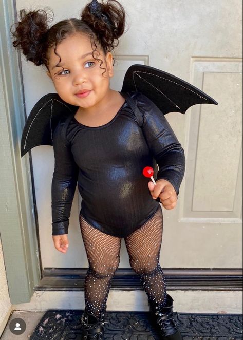 Halloween Costumes Baby Girl, Toddler Bat Costume, Diy Bat Costume, Bat Halloween Costume, Halloween Costume Toddler Girl, Baby Costumes Girl, Bat Costume, Batgirl Costume