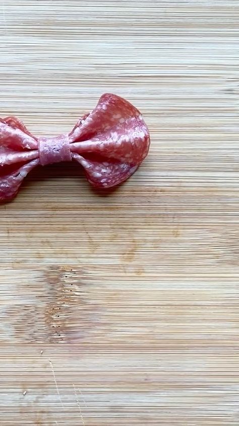 Salami Bows, Bow Charcuterie Board, Salami Bowtie, Charcuterie Meat Folding, How To Make Salami, Charcuterie Board Meats, Charcuterie Meats, Charcuterie Inspiration, Pot Luck