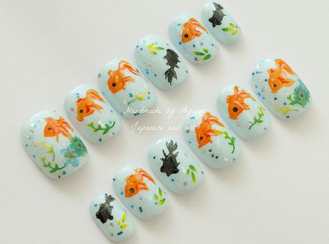 Goldfish nails by aya1gou, via Flickr Koi Fish Aquarium, Blue Goldfish, Fish Nail Art, Fish Nails, Japanese Nail, Carpe Koi, Japanese Nail Art, Cute Nail, French Nail Designs