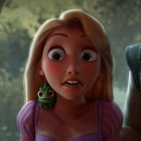 Repunzal Tangled, Rapunzel And Pascal, Pascal Tangled, We Dont Talk About Bruno, Lost Princess, Disney Icons, Disney Rapunzel, Tangled Rapunzel, Best Characters