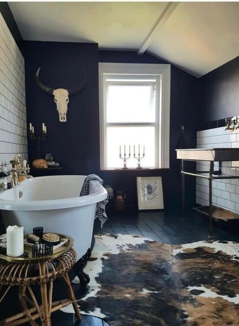 #cowhiderug Cowhide Bathroom, Family Bathroom, Rustic Living, Gothic House, World Of Interiors, House Bathroom, Western Decor, Clawfoot Bathtub, Guest Bedroom