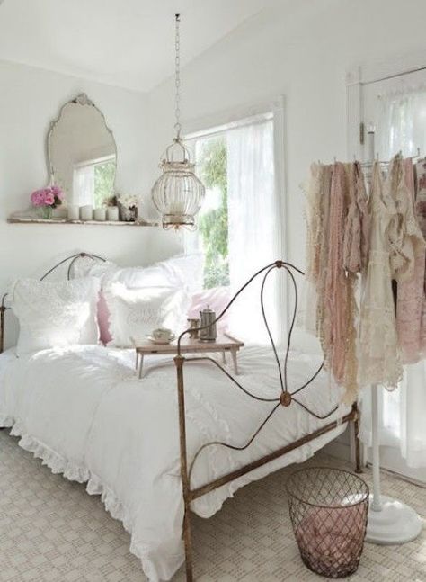 White Bedding, Bedroom, Pink, White