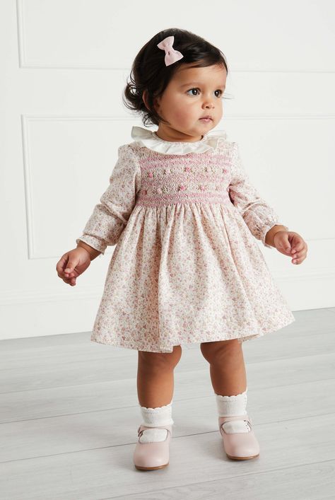 Cami Outfits, Draw Eyebrows, Adoptable Oc, Baby Clothes Size Chart, Tiny Miracles, Baby Clothes Sizes, Tantrums Toddler, Girls Easter Dresses, Baby Ootd