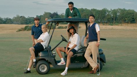 The pandemic saw tennis and golf enjoy a surge in popularity among a younger audience. Time for brands and retailers to respond. Golf Campaign, Aesthetic Photo Shoot, Country Club Aesthetic, Golf Aesthetic, Golf Inspiration, Campaign Photography, Golf Brands, Golf Wear, Golf Apparel