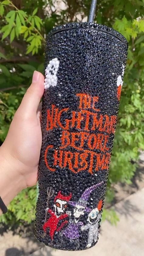 Nightmare Before Christmas Tumbler, Jack Pumpkin, Spooky Basket, Rhinestone Tumbler, Bling Crafts, Cup Ideas, Ready For Halloween, Christmas Tumbler, Custom Cups