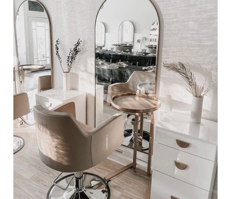 Salon Decor Studio, Cabinet Decor Ideas, Salon Suite Decor, Nbr Extensions, Manicure Tables, Nail Salon Equipment, Minerva Beauty, Small Salon, Salon Design Ideas