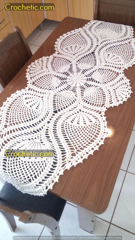 Granny Crocheting Haloween Crochet Pattern Handknitted Table Mat Table Runner Design Crochet Thread Projects, Table Runner Patterns, Crochet Table Topper, Crochet Collar Pattern, Crochet Tablecloth Pattern, Free Crochet Doily Patterns, Crochet Leaf Patterns, Crochet Table Runner Pattern, Crochet Dollies