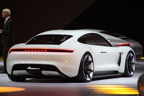 Porsche Mission E Concept Frankfurt Autoshow 2015 Porsche Concept, Porsche Mission E, Mercedes Brabus, Porsche Gt, Mission E, Porsche Taycan, Tech Products, Vintage Porsche, Euro Cars