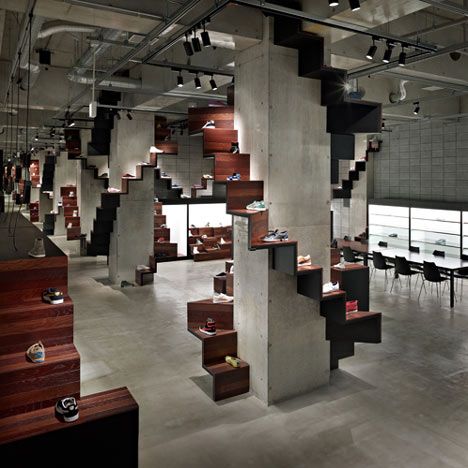 c Warehouse Aesthetic, House Tokyo, Black Fixtures, Shoe Store Design, Puma Store, Column Design, Exposed Concrete, Interior Display, Venue Decor