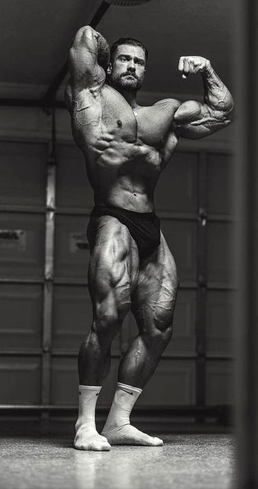 Chris Bumstead, Bodybuilding Pictures, Gym Wallpaper, Gym Poster, Gym Boy, Ripped Body, Vitamins And Supplements, Muscle Body, Fitness Inspiration Body