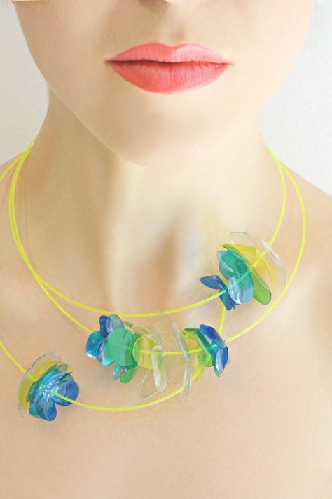 Upcycled Plastic and Acrylic Jewelry by Enna Jewelry - The Beading Gem's Journal Bottle Flowers, Neon Necklace, Upcycle Plastic, Found Object Jewelry, Plastic Bottle Flowers, Plastic Bottle Art, Bijoux Fil Aluminium, Acrylic Jewelry, Bottle Jewelry