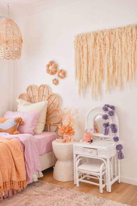 Mermaid Girls Bedroom, Rory Room, Croatia House, Flamingo Room, Peach Bedroom, Rattan Bedroom, Colors Bedroom, Mermaid Girls, Girl Room Inspiration