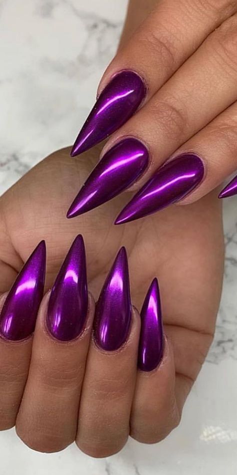 Purple Crome Nails Design, Black And Purple Chrome Nails, Purple And Black Chrome Nails, Bright Purple Chrome Nails, Dark Purple Nails Chrome, Black Nails With Purple Chrome, Ombre Chrome Nails, Purple Chrome Nails, Chrome Designs