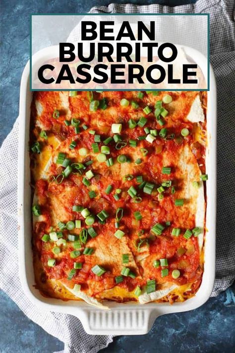 This bean burrito casserole is the perfect weeknight vegetarian freezer meal. Pull the casserole dish out of the freezer and defrost it during the day. Pop it in the oven after work and have dinner on the table in just 30 minutes! Vegetarian Oven Meals, Bean Burrito Casserole, Oven Bakes, Vegetarian Freezer Meals, Vegetarian Burrito, Steak Casserole, Dinner Board, Veg Meals, Bean Burrito