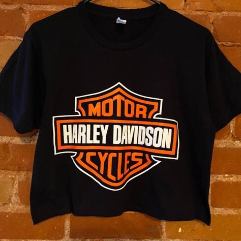 Brand New Shirt, Men's Sizes And True To Size But Looks Great On Women As Well, Black Solid Color, Shipping From California. Measurements Approx S= 17x17 M= 18x20 L= 21x21 Xl= 23x23 Harley Davidson T Shirts, Motor Harley Davidson Cycles, Harley Davidson Shirt, Crop Top Shirts, Star Shirt, Cropped Top, Shirt Color, Piece Of Clothing, Harley Davidson