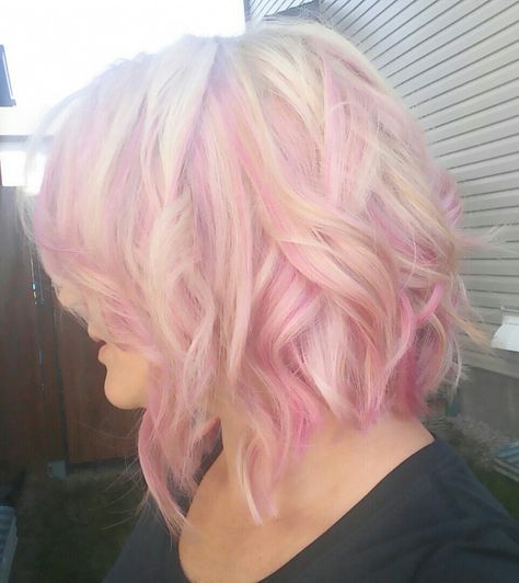 Pink hair. #blondeandpink #blonde #pink #sparkshaircolor #magentamania #shorthair Short Pink Blonde Hair, Pink And Blonde Short Hair, Pink Short Hair, Blonde Hair With Pink Highlights, Blonde Pink, Pink Blonde Hair, Layered Hair With Bangs, Beatiful People, Blonde With Pink