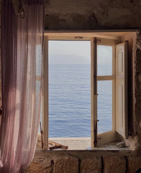 Beach Balcony, Mediterranean Aesthetic, Window Table, Mediterranean Interior, Visual Aesthetics, European Paintings, Dream Beach, Window View, Open Window