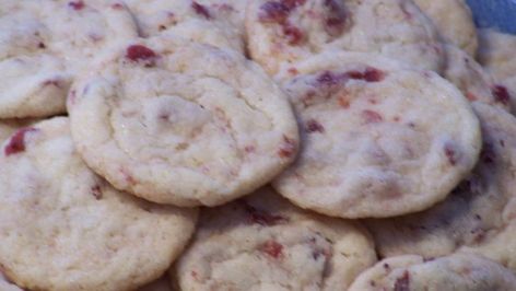 Super Easy Cranberry Sugar Cookies Recipe - Food.com Quick Easy Sugar Cookies, Cranberry Sugar Cookies, Orange Sugar Cookies, Sugar Cookie Recipe No Chill, Sugar Cookie Recipes, Brown Sugar Cookie Recipe, Cranberry Orange Cookies, Cranberry Orange Muffins, Brown Sugar Cookies