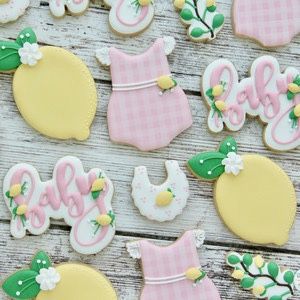 Summer Baby Shower Themes, Gender Reveal Baby Shower Themes, Baby Shower Fruit, Baby Q Shower, Citrus Baby, Baby Bash, Baby Shower Duck, Duck Baby