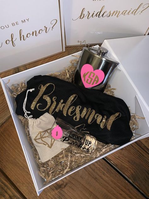 Proposal Gift Boxes Bridesmaid Proposal Box Will You Be My | Etsy Bridesmaid Proposal Black Women, Inexpensive Bridesmaid Gifts, Diy Bridesmaid Gifts, Bridesmaid Proposal Diy, Best Bridesmaid Gifts, Bridesmaid Diy, Bridesmaid Boxes, Bridesmaid Box, Bridesmaid Gift Boxes