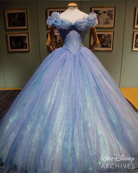 15 Birthday Dresses, Disney Princess Gowns, Disney Archives, Enchanted Dress, Quinceanera Themes Dresses, Dreamy Gowns, Disney Wedding Dresses, Elegant Ball Gowns, Pretty Quinceanera Dresses