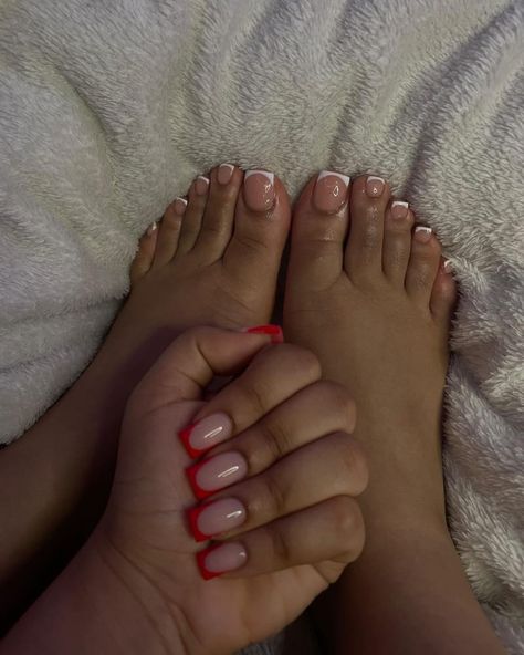 Short Red Nail Sets, Red French Tip Pedicure, Red French Tip Toe Nails, Red Toes Pedicure, Red And White French Tip Nails, Red French Tip Nails Square, French Manicure Toes, French Tip Pedicure, French Toe Nails