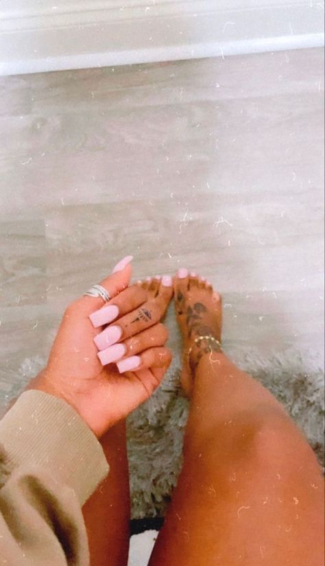 Acrylic Toe Nails, Birthday Inspo, Short Square Nails, Short Square Acrylic Nails, Exotic Nails, Long Acrylic Nails Coffin, Bling Acrylic Nails, Acrylic Nails Coffin Short, Pink Acrylic