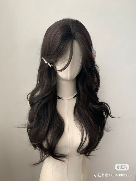 #aesthetic #koreangirl #ulzzang #sanrio #kpop #chinese #korean #yellow #blue #pink #fashion #clothinginspo Hair Styles Mannequin, Hair On Mannequin, Korean Hair Long, Ulzzang Haircut, Teenager Haircut, Hair Ideas Korean, Chinese Haircut, Ulzzang Hairstyle, Mannequin Hairstyles