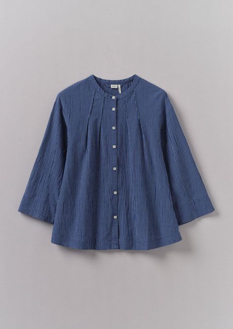 Garment Dyed Linen Oversized Shirt | Blue Violane | TOAST Boys Shirts Style, Linen Oversized Shirt, Co Ords Outfits, Linen Top Women, Crinkle Cotton, Linen Shirts Women, Modest Dresses Casual, Tie Shirt, Oversize Fashion