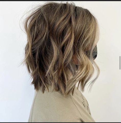 shoulder length hair cut