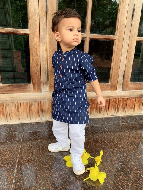 Kurta pyjama ethinic wear for baby Baby Boy Outfits Indian, Baby Boy Kurta Design, Baby Boy Ethnic Wear, Wedding Dress For Boys, New Trend Dress, Buddha Wallpapers, Stylish Boy Clothes, 1 Year Baby, Boys Kurta Design