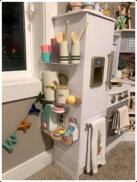 Play Kitchen Organization, Kidkraft Kitchen, Land Ideas, Small Playroom, Toddler Kitchen, Pretend Kitchen, Kitchen Set Up, Boys Playroom, Play Kitchens