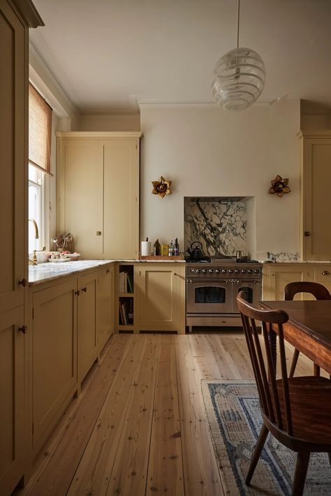 10 Beige Kitchen Ideas — How Designers are Using Neutrals | Livingetc Mad About The House, Devol Kitchens, White Bathroom Tiles, Victorian Terrace, Yellow Kitchen, Up House, Kitchen Cabinet Colors, Living Room Flooring, Stylish Kitchen