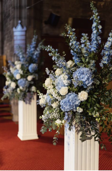 Blue And White Winter Flower Arrangements, Blue And Brown Flower Arrangements, Blue Wedding Ceremony Decor, Blue Floral Arrangements Wedding, Blue Flowers Arrangements, White And Blue Flower Arrangements, Church Floral Arrangements, Ceremony Floral Arrangements, Blue Floral Arrangements