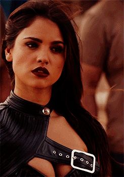 ❝ GIF IMAGINES OF YOUR FAVORITE CULEBRAS AND WHAT - NOT. ❞ #random # Random # amreading # books # wattpad Santanico Pandemonium, From Dusk Till Dawn, Eiza Gonzalez, Queen Aesthetic, Bollywood Hairstyles, Badass Aesthetic, Ange Demon, Dusk Till Dawn, Female Character Inspiration