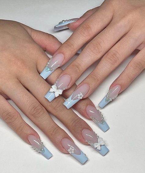 Blue Nails Cinderella, White Blue Glitter Nails, Light Blue Acrylic Nails Coffin Medium, Light Blue Nail Designs Coffin, Sky Blue Quince Nails, Light Blue French Tip Nail Designs, Baby Blue Wedding Nails, Xv Nails Blue, Cinderella Quinceanera Nails