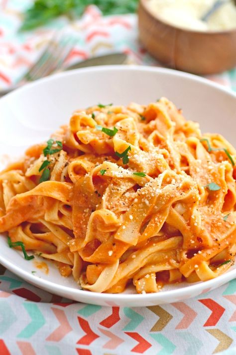 Homemade Pasta And Sauce, Fresh Pasta And Sauce, Vodka Pasta Without Vodka, Chicken Pasta With Vodka Sauce Recipe, Home Made Vodka Pasta Sauce, Homemade Pasta Without Machine, Vegan Vodka Pasta Sauce, Creamy Vodka Sauce Pasta With Chicken, Pasta And Sauce