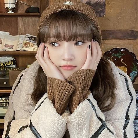 Soeun Weeekly, Beige Icons:), Japan Aesthetic, Halloween Icons, Pop Idol, Beige Aesthetic, Brown Aesthetic, Kpop Aesthetic, Girl Icons