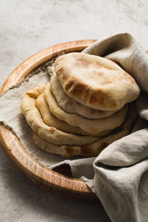 Sourdough Pita Bread Recipe, Sourdough Pita Bread, Sourdough Pita, Traditional Bread Recipe, Cornbread Biscuits, Sourdough Rolls, Sourdough Bagels, Pita Bread Recipe, Sourdough Bread Sandwiches