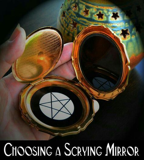 Suky Mirror Scrying, Witch Notes, Black Scrying Mirror, Gothic Crafts, Witches Kitchen, Wicca Altar, Mirror Magic, Witch Crafts, Scrying Mirror