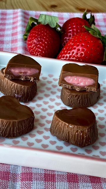 pollypocketsy on Instagram: "Chocolate strawberry creams are so easy to make and so delicious. Full written recipe link in bio #chocolate#strawberry #homemade #easyrecipe" Strawberry Cream Chocolates, Garden Party Recipes, Strawberry Filling, Chocolate Strawberry, Handmade Chocolates, Chocolate Filling, Chocolate Strawberries, Wheat Free, Special Recipes