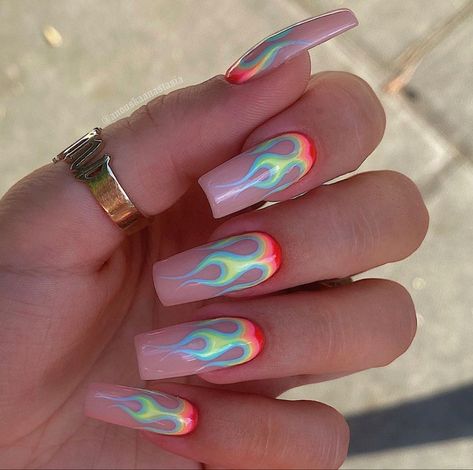 Rainbow Flames, Retro Nails, Hippie Nails, Edgy Nails, Short Acrylic Nails Designs, Fire Nails, Coffin Nails Designs, Funky Nails, Pretty Acrylic Nails