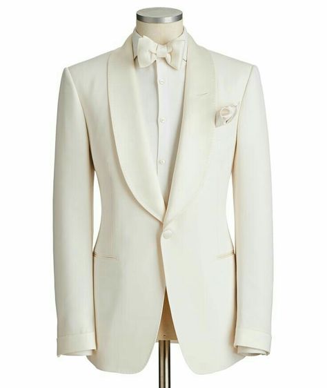 Beige Groom, White Tuxedo Wedding, Tom Ford Tuxedo, White Tuxedo Jacket, Dinner Jackets, White Tux, Wedding Tux, Fit Clothes, Groom Tuxedo