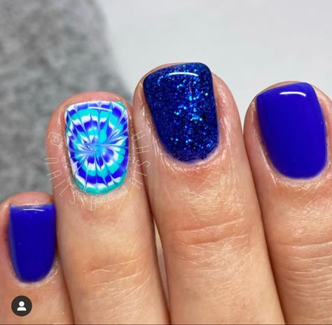 Tie Dye Nail Ideas, Tie Dye Pedicure, Unique Gel Nail Designs Creative, Nail Designs With Blue Polish, Blue Pedicure Ideas, Blue Gel Nails Ideas, Tie Dye Nail Art, Shellac Nail Art, Blue Gel Nails