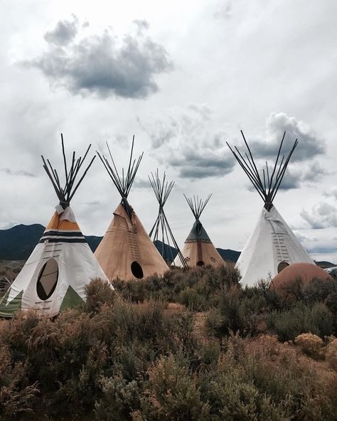 From Mexico to New Mexico.. #mexicostour Native American Teepee, Native American Tattoo, Native American Symbols, Native American Pictures, Native American Quotes, Native American Artwork, Adventure Inspiration, Chicago Usa, Indigenous Americans