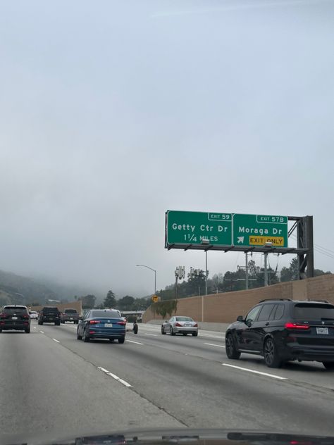 Hills in California with fog Angeles Aesthetic, Los Angeles Aesthetic, Road Trip Usa, Cali, Road Trip, Angeles, California, Road, Los Angeles