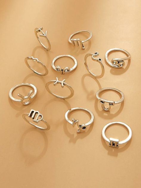 Hand Jewelry Rings, Aesthetic Rings, Chubby Fashion, Cute Rings, Hand Jewelry, Girly Jewelry, Minimalist Rings, Stylish Jewelry, Pretty Jewellery