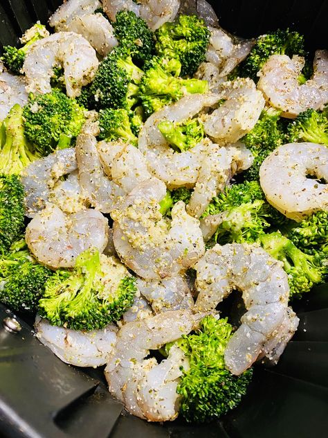 Air Fryer Shrimp and Broccoli - Cooks Well With Others Broccoli Recipes Healthy, Air Fryer Shrimp, Shrimp And Broccoli, Buttered Noodles, Broccoli Recipes, Air Fryer Recipes Healthy, Broccoli And Cheese, Yummy Yummy, Italian Seasoning