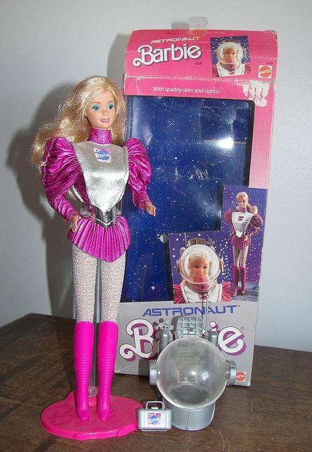 1985 Astronaut Barbie #2449, via Flickr. Astronaut Barbie 1985, Space Barbie, Old Barbie Dolls, 80’s Toys, 1980s Barbie, Barbie 80s, Barbie Stuff, Barbie Vintage, Beautiful Barbie Dolls